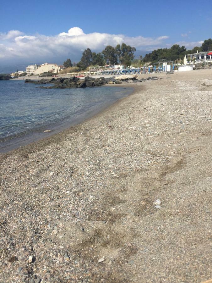 Paradise Beach Джардини-Наксос Экстерьер фото